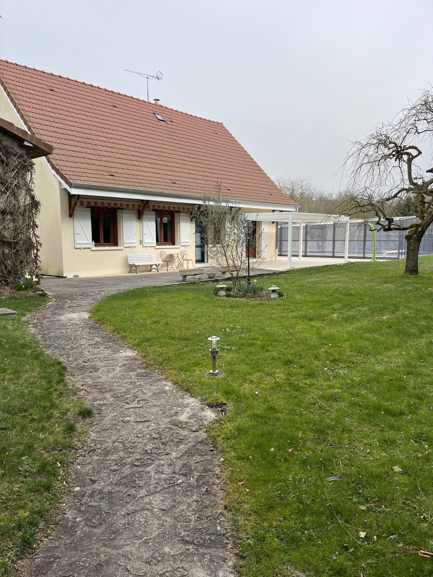 Immobilier vente à BLANCS COTEAUX Maison - Type 8