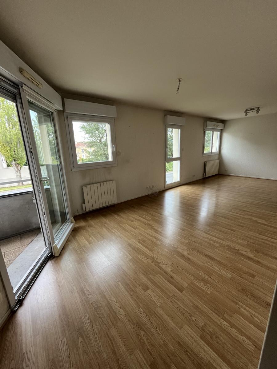 Immobilier vente à AY CHAMPAGNE Appartement 