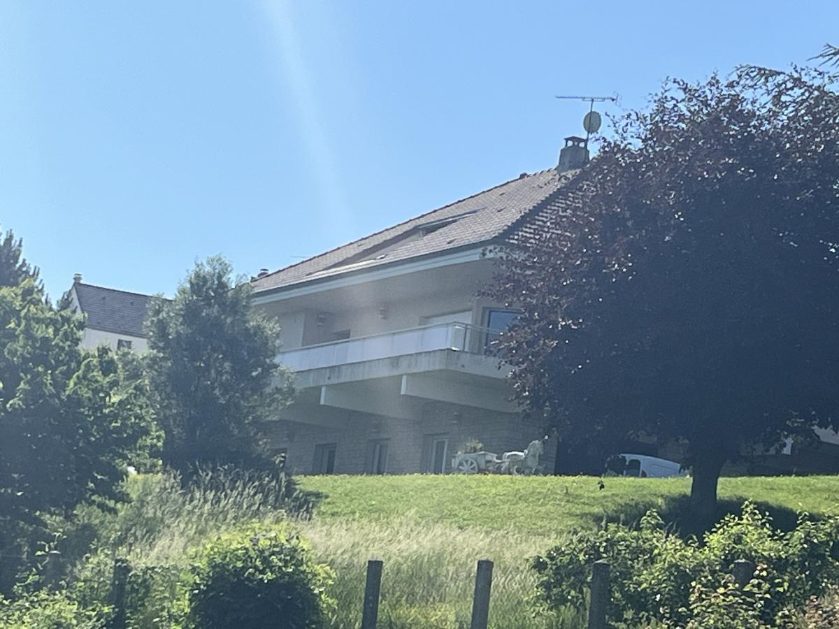 Immobilier vente à OEUILLY Maison - Type 8