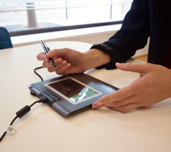 The notary: a Real Estate expert